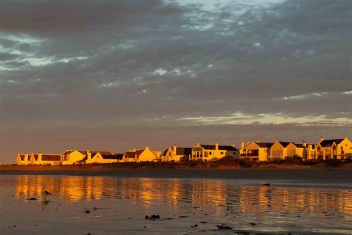 Baywatch Villa & Cottage