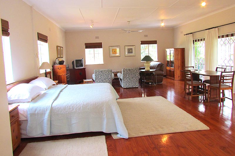 Far Place Bed & Breakfast - Kloof, Durban Accommodation.