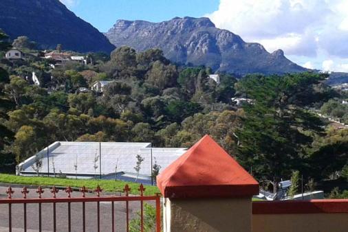 Karrad Guest Lodge