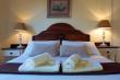 9/43 - Libby's Lodge - Double Room (Shower and Bath)