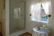 11/43 - Libby's Lodge - Double Room (Shower and Bath)