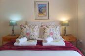 25/43 - Libby's Lodge - Garden Cottage (sleeps 4) with Self Catering facilities