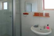 33/43 - Libby's Lodge - Family Garden Room (sleeps 3)