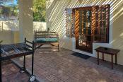 34/43 - Libby's Lodge - Garden Cottage (sleeps 3) with Self Catering facilities