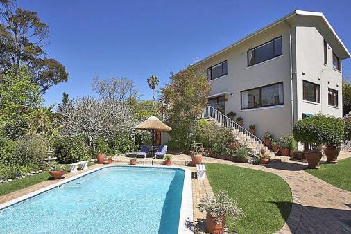 Valley Heights B&B / Guest House