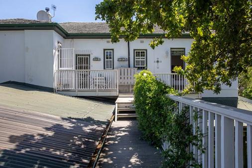 Sandown Lodge - Rondebosch Accommodation.