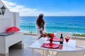 1/22 - Stunning patio with spectacular beach and seaviews