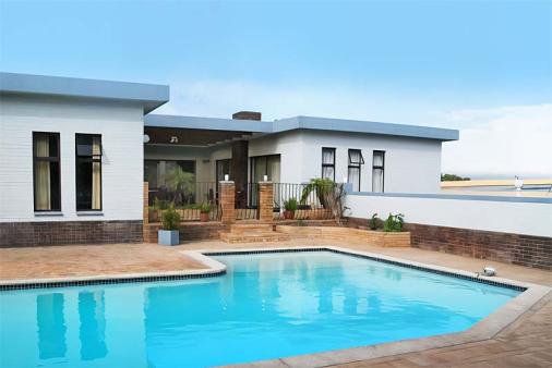 Blue Flamingo B&B