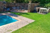 16/44 - Anyone for a splash and a braai? Rietpoort Game and Guest Farm