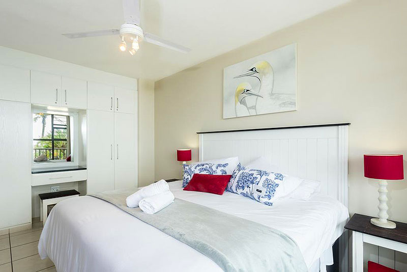 Boulder Bay Holiday Flat No 33 - Ballito Central Accommodation.