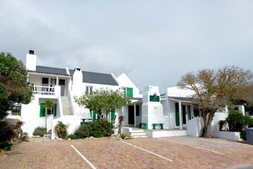 Die Opstal House with Apartments