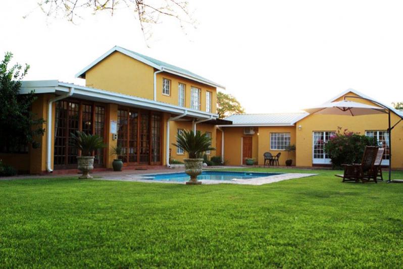 Libertas Guest House - Mafikeng Accommodation.