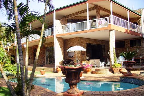 Swan-Lake Luxury Guesthouse