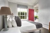 92/105 - Landons Loft (Schoolyard) - Self Catering