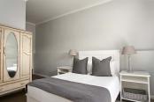 93/105 - Landons Loft (Schoolyard) - Self Catering