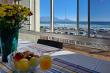 13/18 - Aandvari Zeezicht Bloubergstrand - Dining view