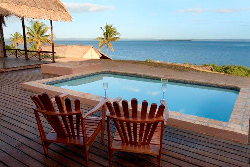 Aqua Horizon 8 Sleeper Guest House – Self Catering - Barra Accommodation.