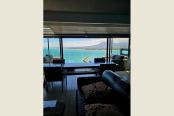 40/54 - PENTHOUSE LOUNGE / DINER WITH SEA VIEW