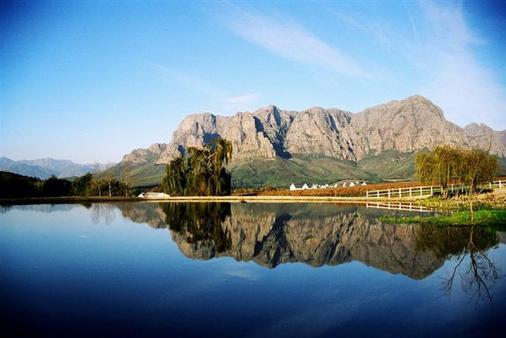 Zorgvliet Wines Country Lodge