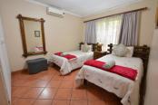 13/26 - Unit 1: 2-Bedroom self catering apartment