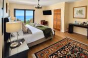 4/7 - Fynbos Superior King Room, renovated bedroom