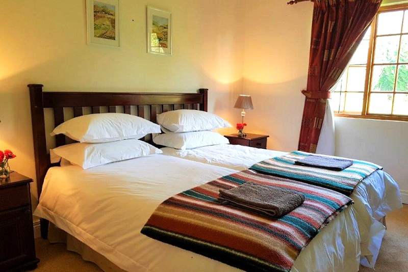 Belfast Guest House - Underberg Accommodation.