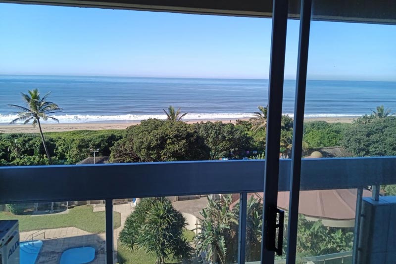 Stella Maris 47 - Amanzimtoti Central Accommodation.