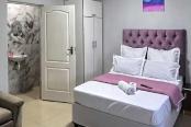 4/15 - Gift Guest House in Goodwood, Cape Town.