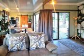 42/66 - Whispering Pines Cabin - Self catering in Ceres